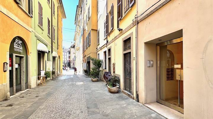 VARESE
